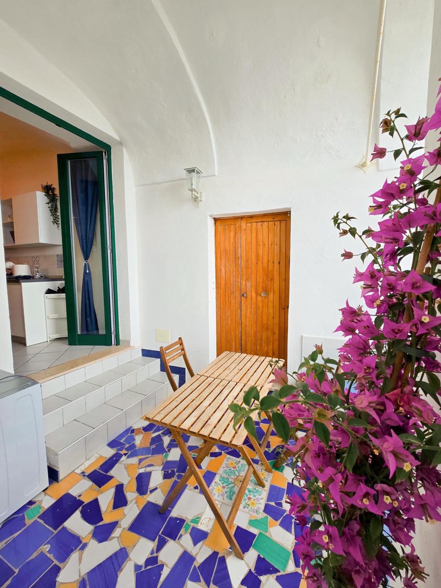 Raito Guest House - Amalfi Coast Vietri Zewnętrze zdjęcie