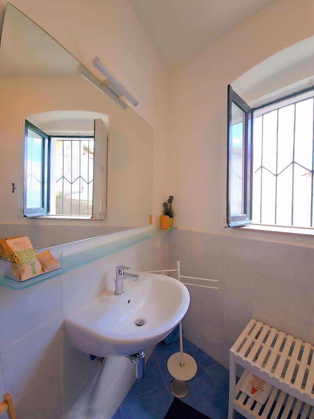 Raito Guest House - Amalfi Coast Vietri Zewnętrze zdjęcie